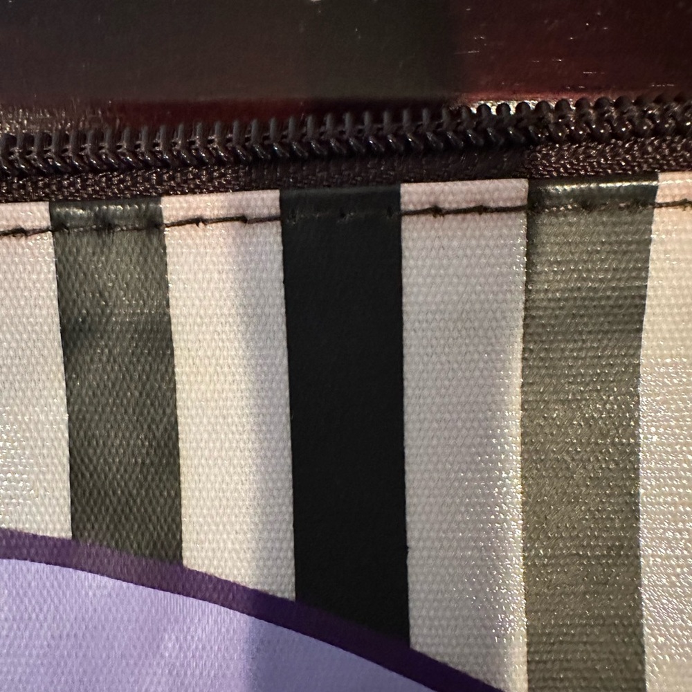 Henri Bendel Purple, Brown and White Vintage Glossy Coating Cosmetic Case GUC! - Picture 5 of 15